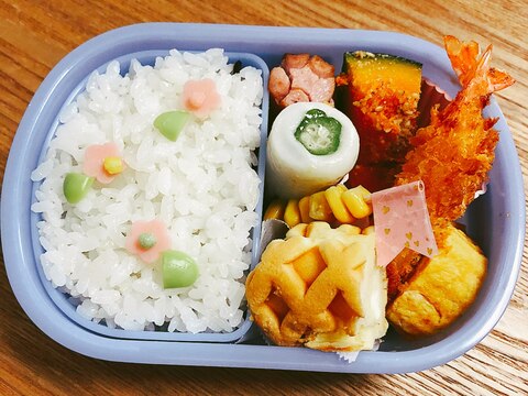 今週のお弁当☆ハムのお花のお弁当塩昆布味